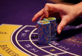 Pasang taruhan olahraga di GPO77 tampilan platform live betting sepak bola dan basket